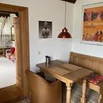アパート Auf Idyllischer Hofanlage In Lippe ブロムベルク