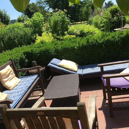 Auf Idyllischer Hofanlage In Lippe בלומברג